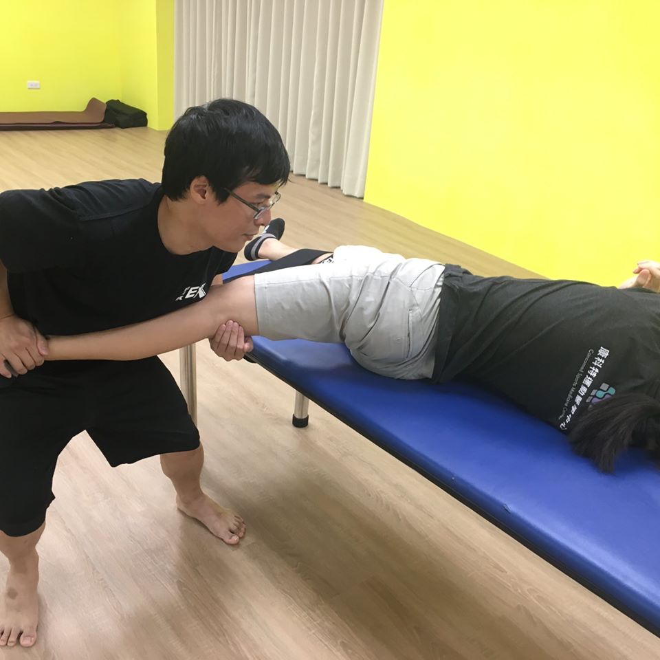 一對一筋膜伸展課程(Fascial Stretch Technique)  1 小時 • $1800